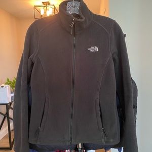 Women's North Face Fleece Jacket. Size: EXTRA SMALL Color: BLACK